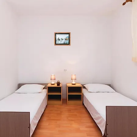 Διαμέρισμα Three-bedroom In *
