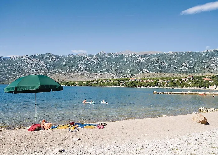 Three-bedroom In Апартаменты Рованьска