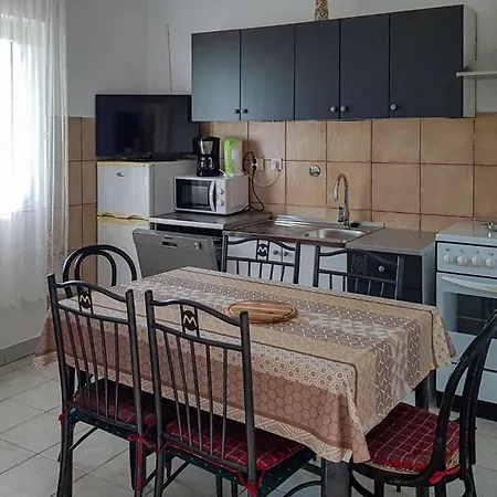 Three-bedroom In Daire *