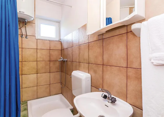 Three-bedroom In Apartamento Rovanjska